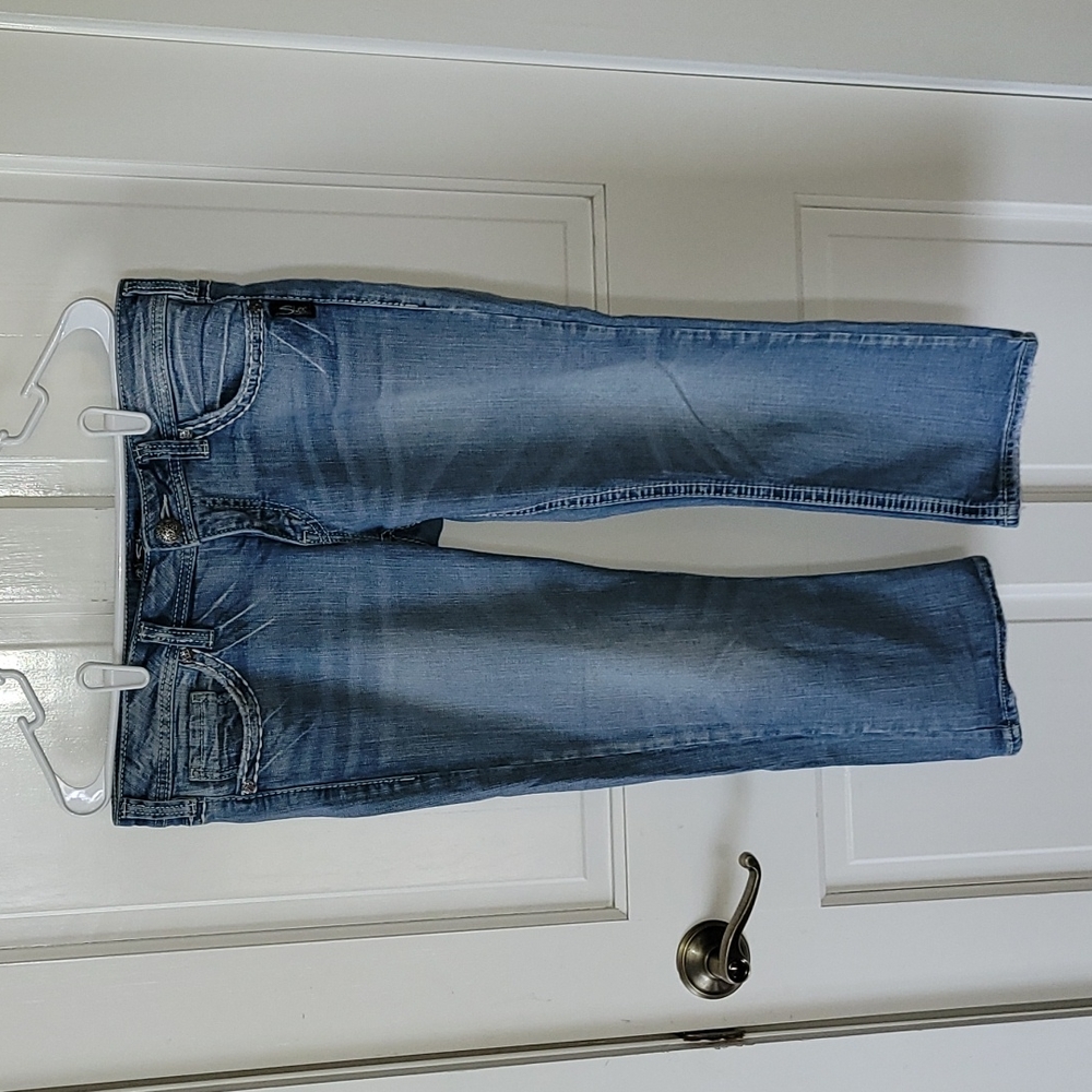 Light wash, capri Silver Jeans